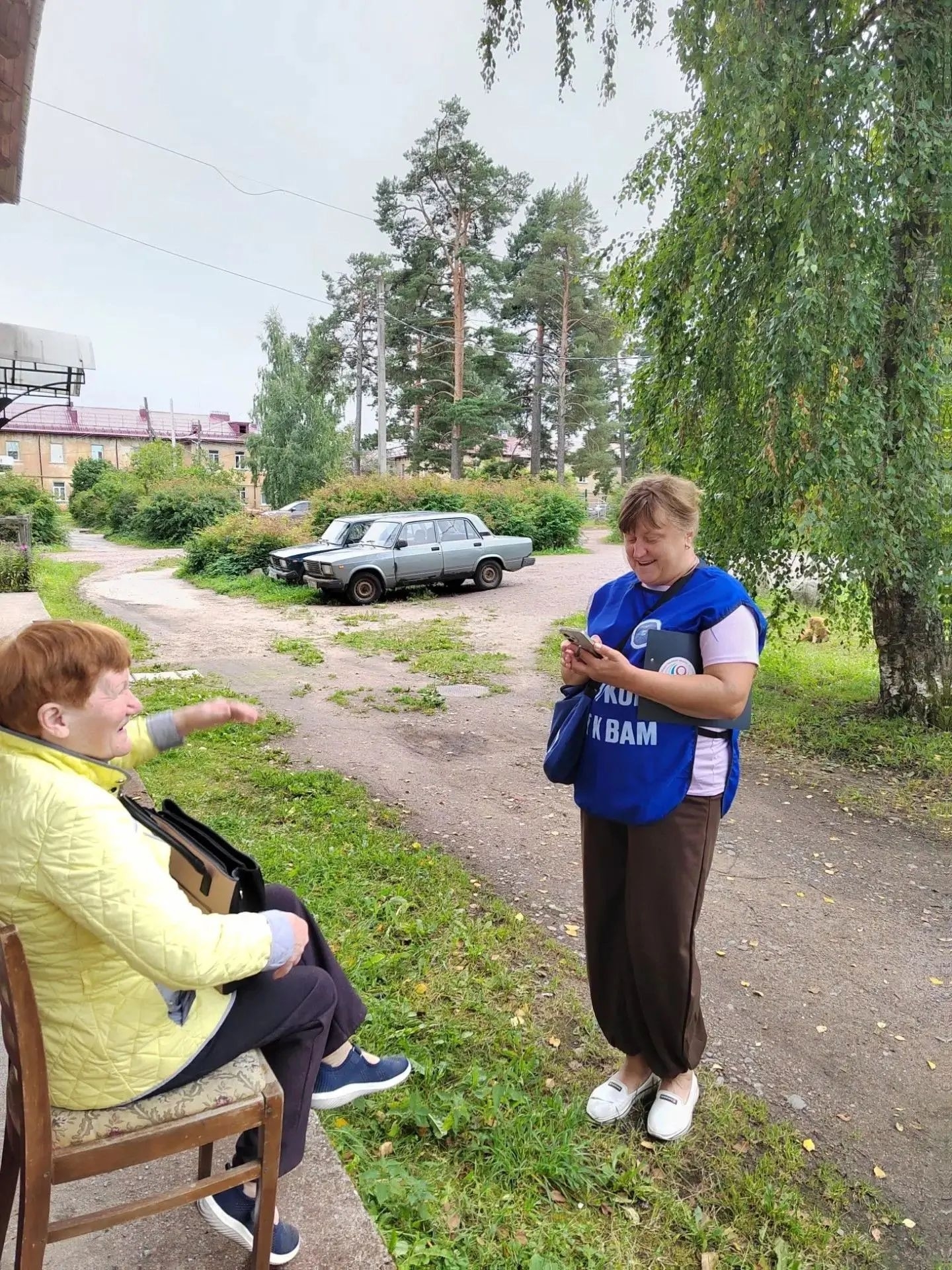 Члены УИК в Приозерском районе начали обходить жителей для рассказа о порядке голосования