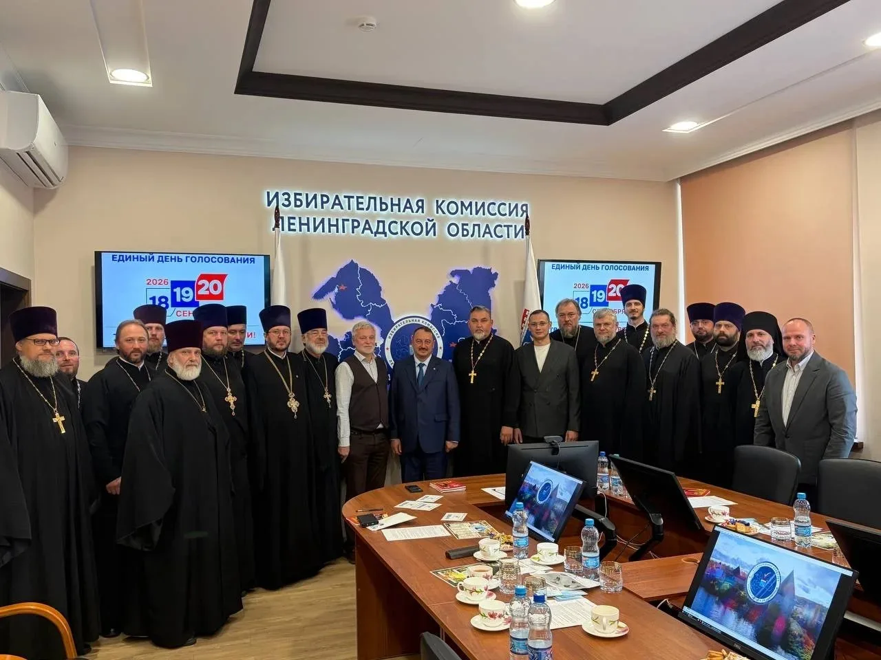 Представители Леноблизбиркома провели встречу с духовенством Русской Православной Церкви