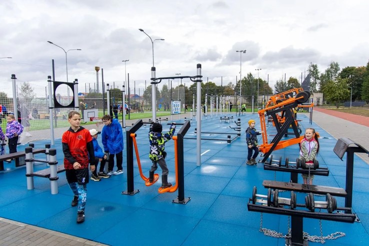 В Петровском открыли многофункциональный спортивный парк
