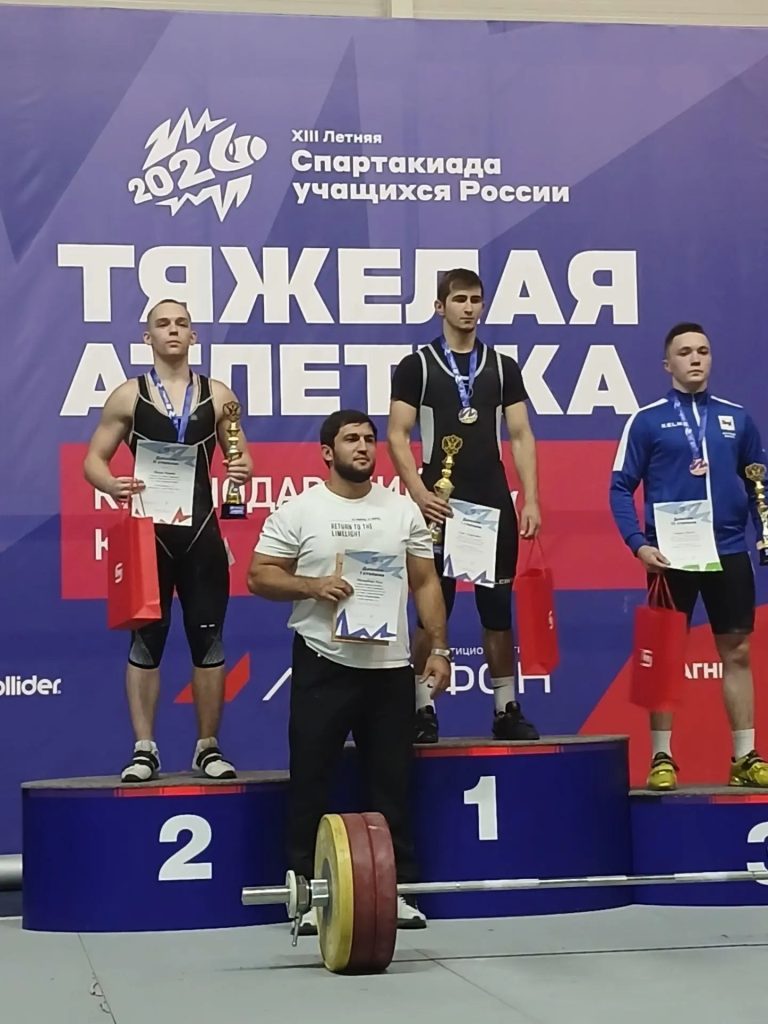 Футбольные команды Выборгского района одержали крупные победы в первенстве области