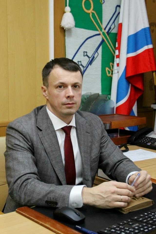 Глава администрации Подпорожского района ответит на вопросы жителей по телефону