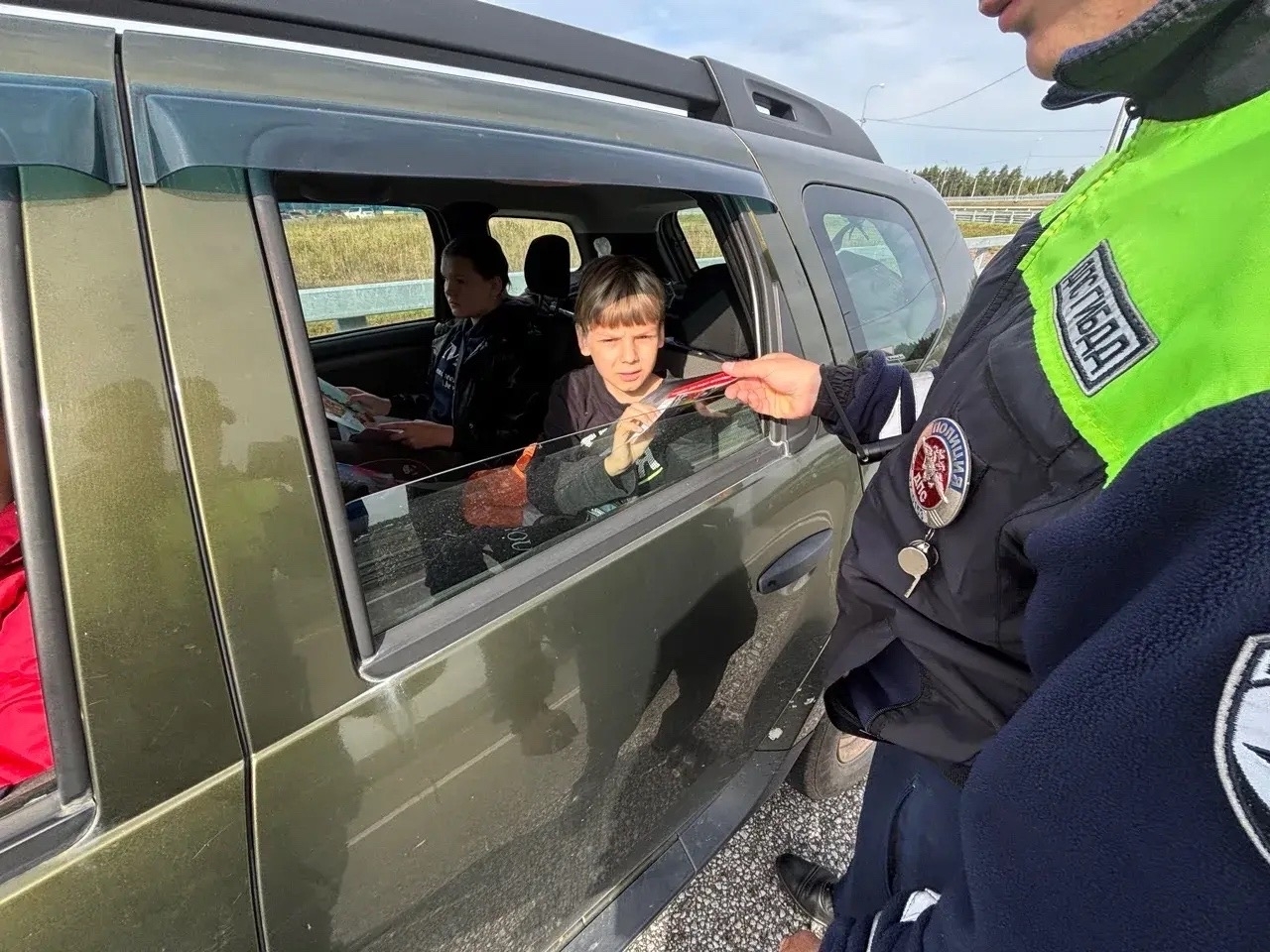 Сотрудники Госавтоинспекции регулярно проводят рейды на автодороге Р-21 «Кола»